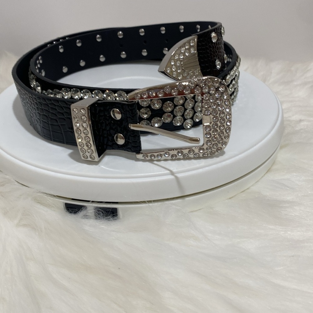 Rhinestone belt - Picture 3 of 5